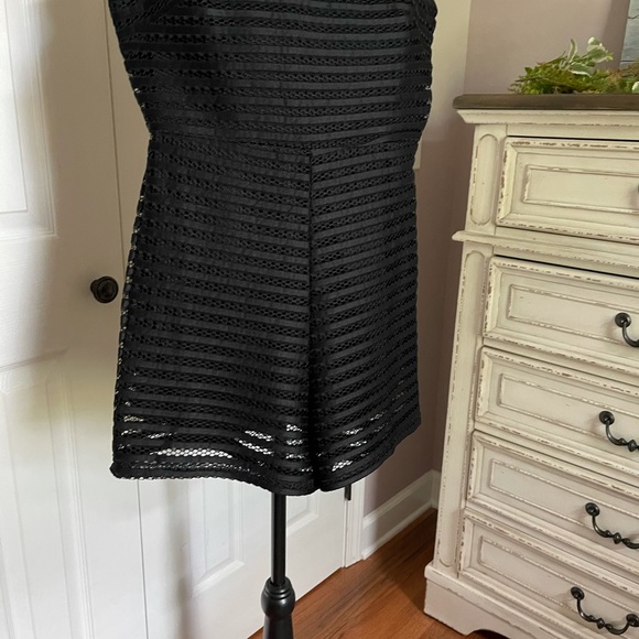 She + Sky Black Dressy Shorts Romper Size Small - Picture 4 of 7